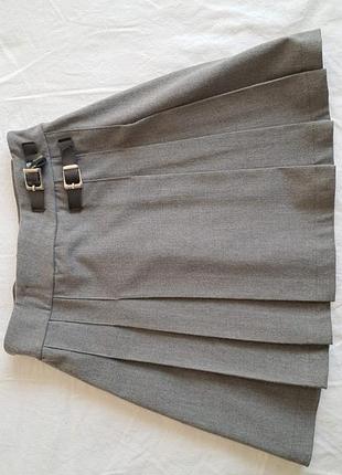 Спідниця для дівчинки.