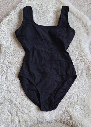 Слитный купальник из фактурного трикотажа