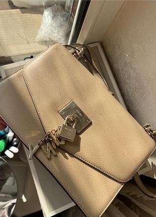 Бежева сумка dkny 2