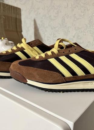 Кроссовки adidas