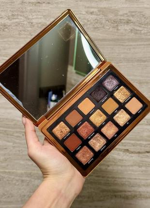 Очень красивая палетка теней natasha denona - bronze palette