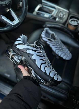 Кросівки чоловічі 💢