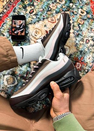 A ma maniere x nike air max 95 "black violet"