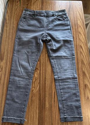 Джинси жіночі