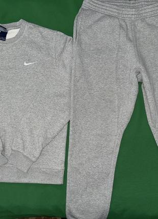 Костюм nike sportswear, оригинал, размер м