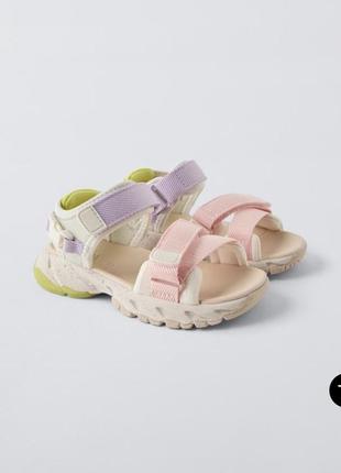 Босоножки zara 24р
