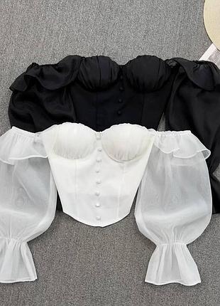 Топ з чашками блузка блуза