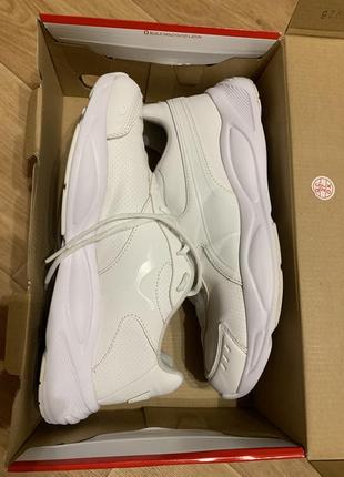 Чоловічі білі кросівки puma