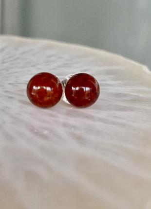 Новые мили солнечные серебряные серьги пусеты гвоздики со вставками из янтаря