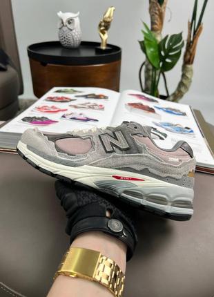 Жіночі кросівки new balance 2002r wl grey pink