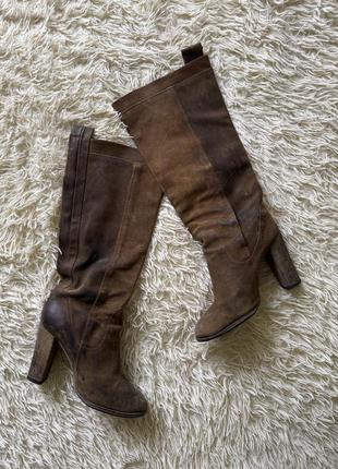 Кожаные сапоги