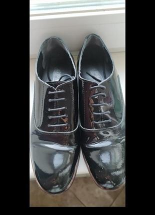Туфлі натуральна шкіра 37
