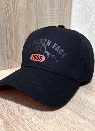 Летняя мужская бейсболка в стиле бренда the north face котоновая черная кепка тракер
