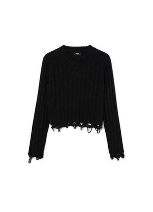 Вʼязаний вкорочений светр з рваним ефектом