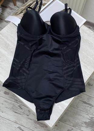 Marks&spencer крутий чорний стягуючий боді