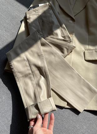 Базовые, молочные леггинсы от zara