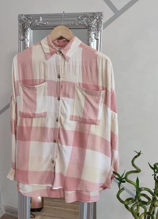 Рубашка в клетку в пудрово розовых тонах 100% вискоза