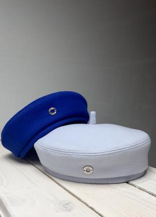 Женский берет