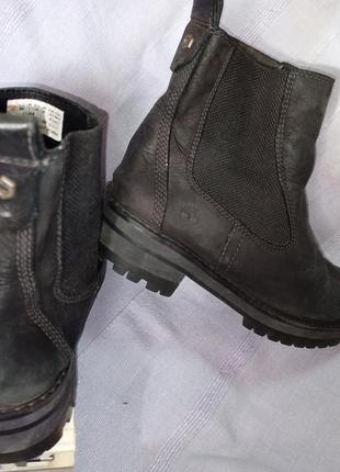 Фирменные нубуковые ботинки на рифлёной подошве, челси,38-39разм, collaboration timberland