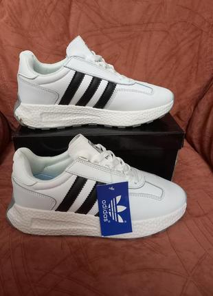 Акція знижка кросівки жіночі шкіряні білі adidas retropy