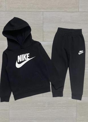 Оригинальный спортивный костюм nike на мальчика