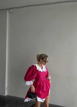 Коротка жіноча сукня з комірцем з подвійною спідницею з обʼємним рукавом 3/4 гарна стильна зелена малинова7 фото