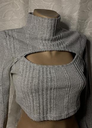 Топ с рукавами