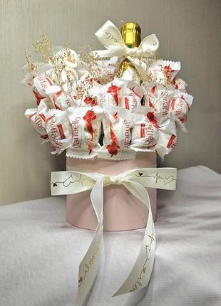 Сладкий подарок из raffaello
