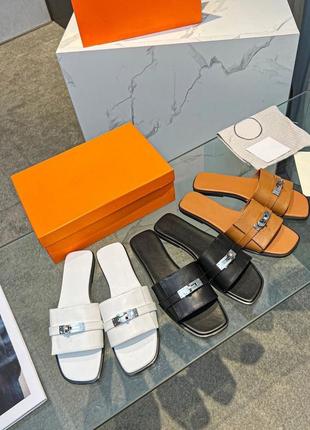 Шлепанці, шльопки hermes