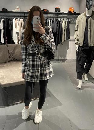 Жакет в клітинку zara