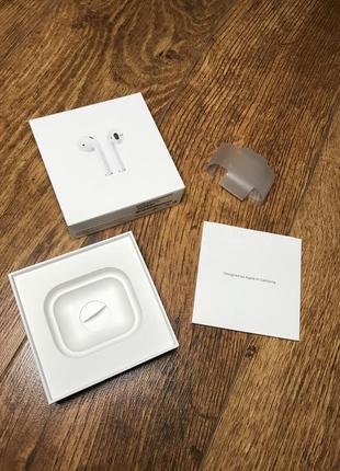 Коробка від airpods оригінал