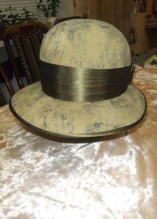 Жіночий капелюх