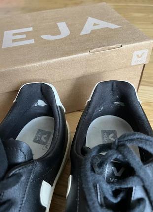 Кеди чорні veja 7