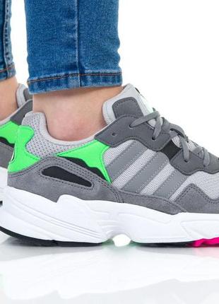 Кросівки adidas yung-96 оригінал розмір 36 2/3