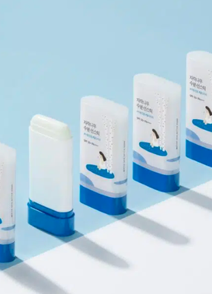 Зволожуючий сонцезахисний стік із березовим соком round lab birch juice moisturizing sun stick 19 г