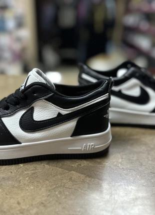 Кросівки nike