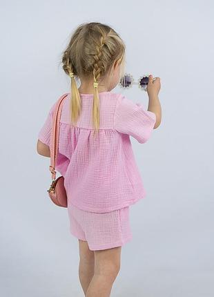 Легкий летний комплект из муслина для девочек , муслиновый костюм шорты и блуза