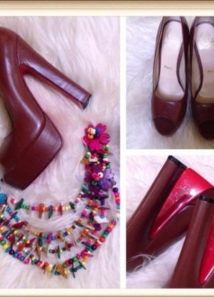 Туфли louboutin лабутены кожаные кожа толстый каблук платформа танкетка красная подошва открытый носок