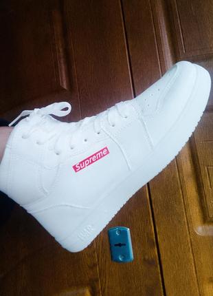 Кросівки supreme 36-41