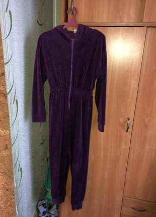 Комбинезон женский велюровый