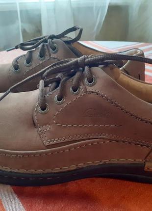 Чоловічі туфлі clarks