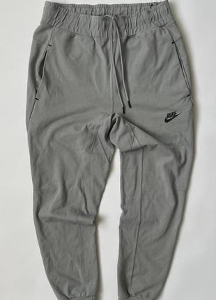 Спортивные штаны nike tech fleece