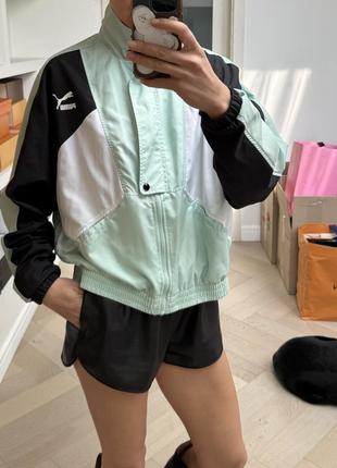 Куртка вітровка puma