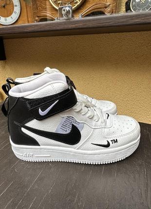 Кросівки nike