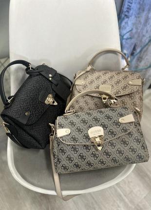 Сумка клатч guess