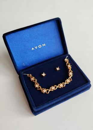 Набор украшений серьги гвоздики колье цепочка бижутерия эйвон avon