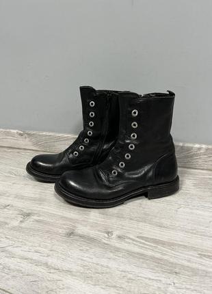 Кожаные ботинки moma