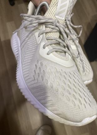 Adidas alphabounce