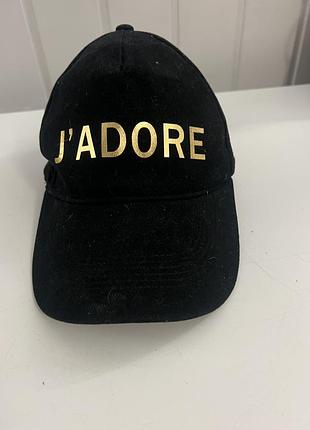 Жіноча кепка