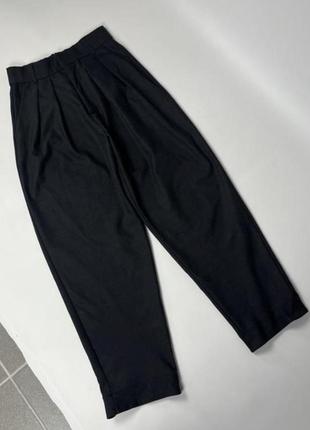 Zara брюки черные классические размер m высокая завышенная талия прямые